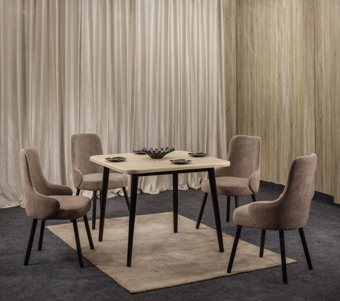 Dining Table - 100 x 100 x 76 cm | HA-DT-147