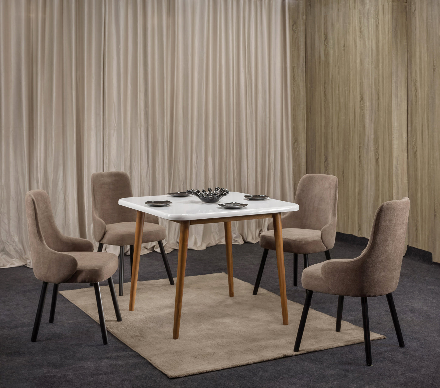 Dining Table - 100 x 100 x 76 cm | HA-DT-146