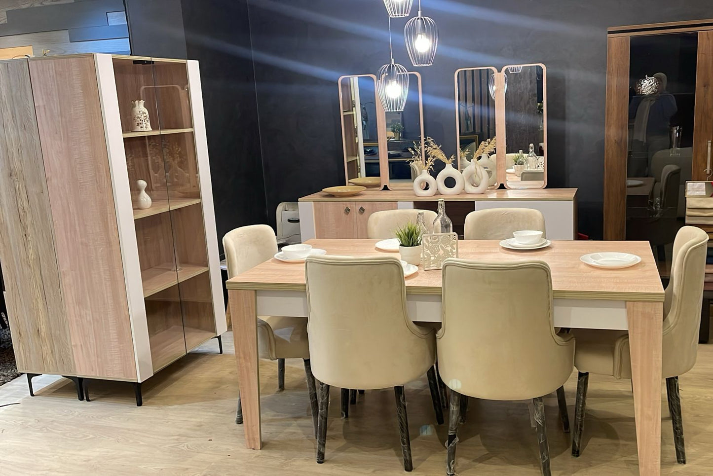 Dining Room - German Counter | V32-DRS-70